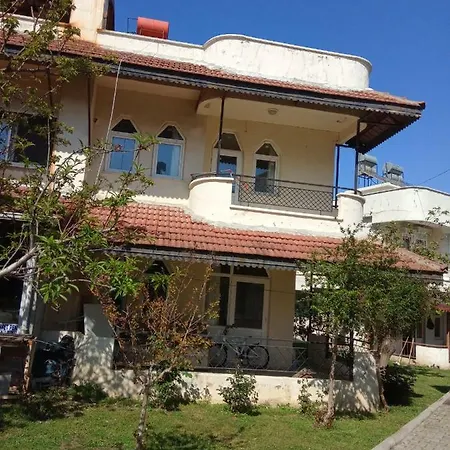 Ferienhaus Antalya 别墅